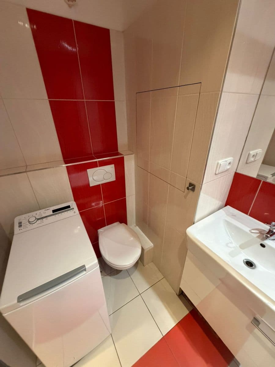 Prenájom bytu 2-izbový 52 m², Maříkova, Praha, Praha Prenájom bytu 2-izbový 52 m², Maříkova, Praha, Praha