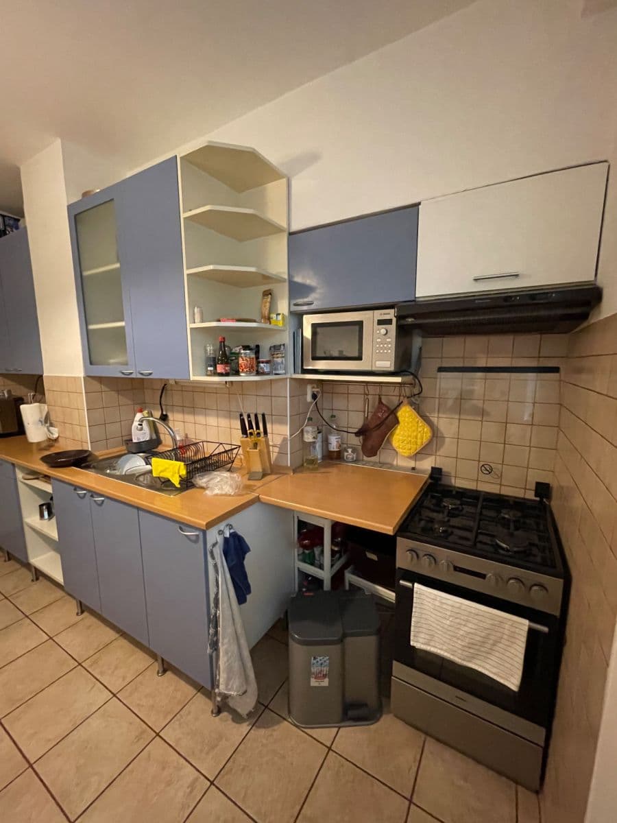 Prenájom bytu 1-izbový 43 m², Nové Mesto, Bratislavský kraj Prenájom bytu 1-izbový 43 m², Nové Mesto, Bratislavský kraj