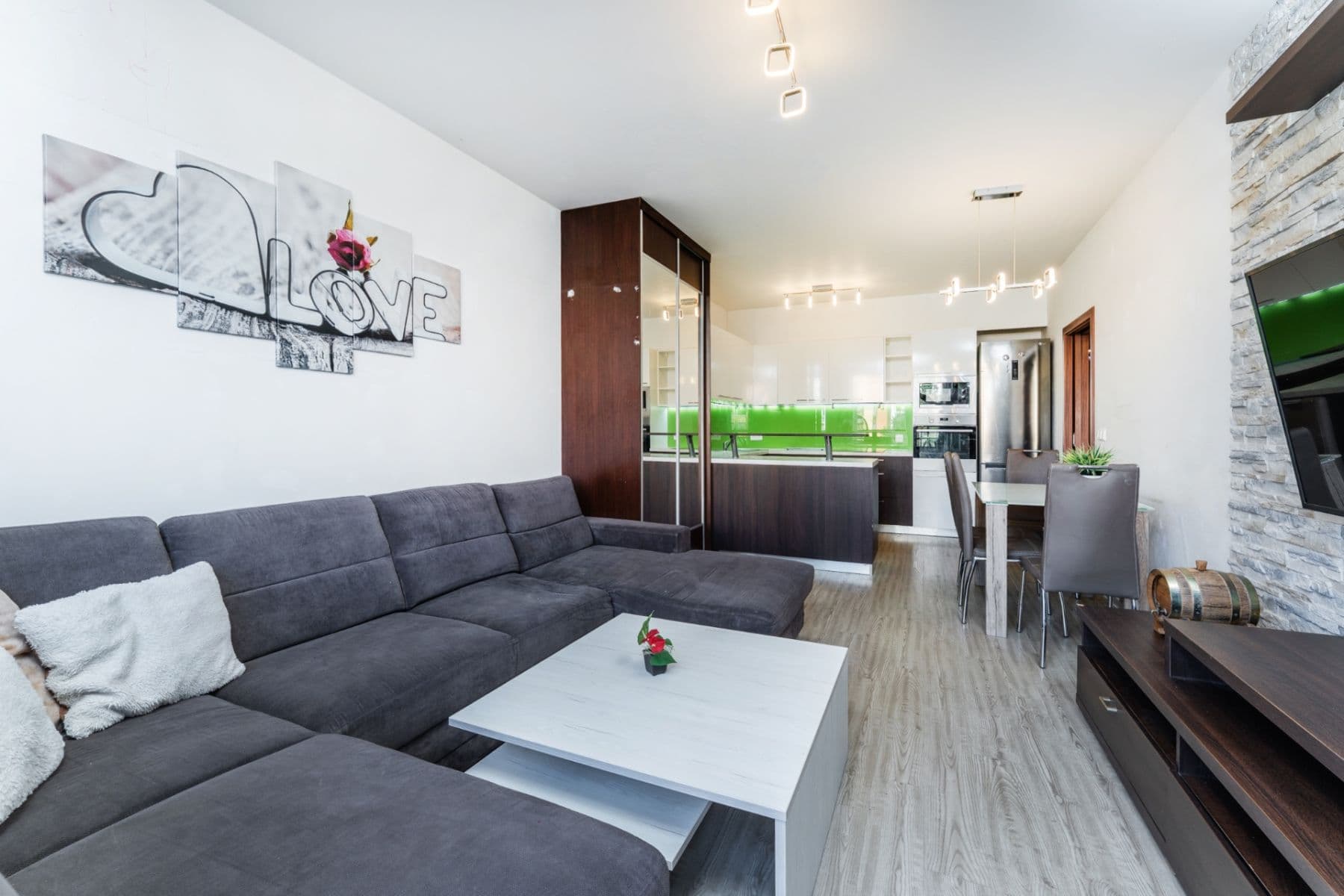 Predaj bytu 2-izbový 53 m², Pavla Beneše, Praha, Praha Predaj bytu 2-izbový 53 m², Pavla Beneše, Praha, Praha