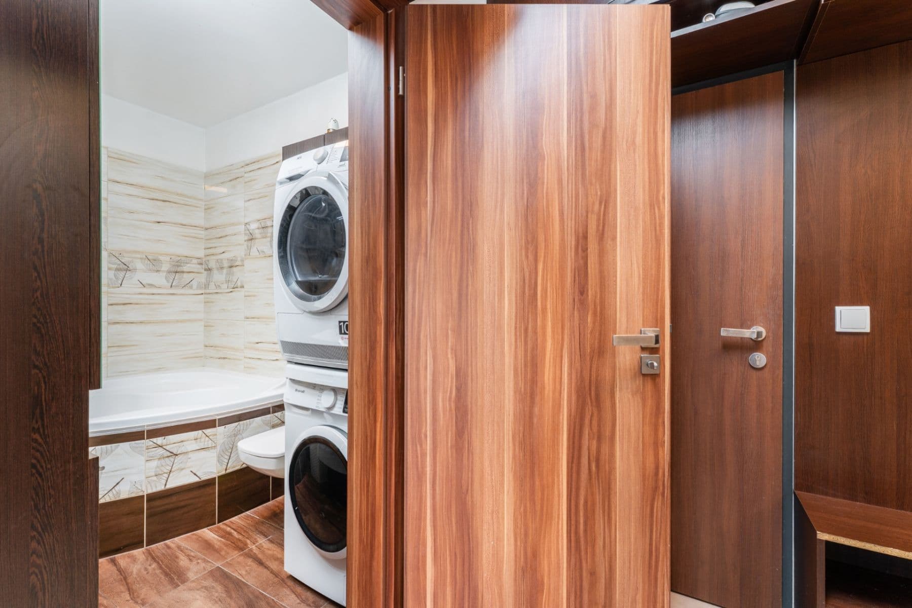 Predaj bytu 2-izbový 53 m², Pavla Beneše, Praha, Praha Predaj bytu 2-izbový 53 m², Pavla Beneše, Praha, Praha