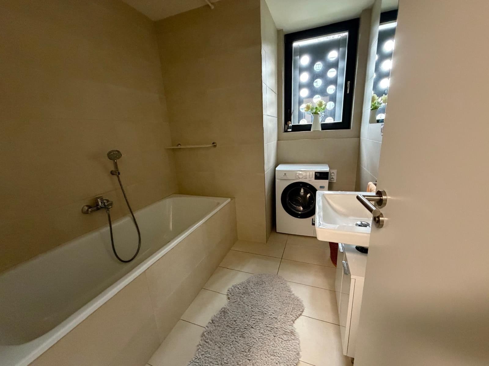 Prenájom bytu 2-izbový 59 m², Kačírkova, Praha, Praha Prenájom bytu 2-izbový 59 m², Kačírkova, Praha, Praha