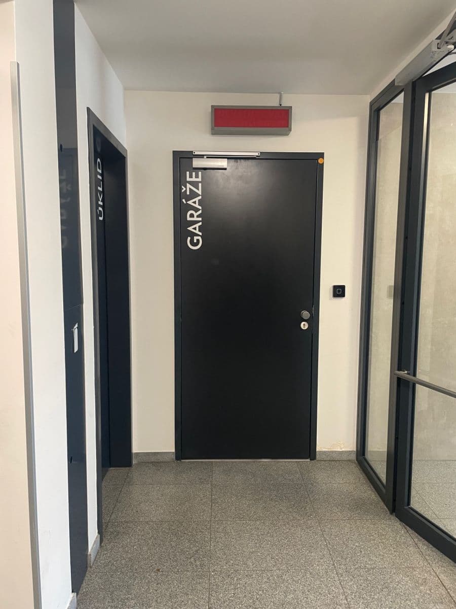 Prenájom bytu 2-izbový 59 m², Kačírkova, Praha, Praha Prenájom bytu 2-izbový 59 m², Kačírkova, Praha, Praha