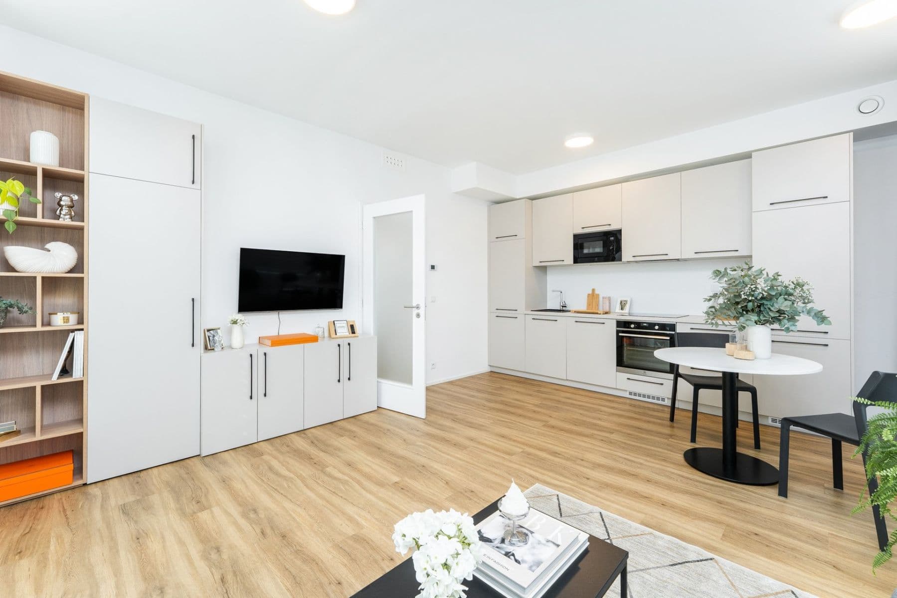 Prenájom bytu 2-izbový 52 m², Odkolkova, Praha, Praha Prenájom bytu 2-izbový 52 m², Odkolkova, Praha, Praha