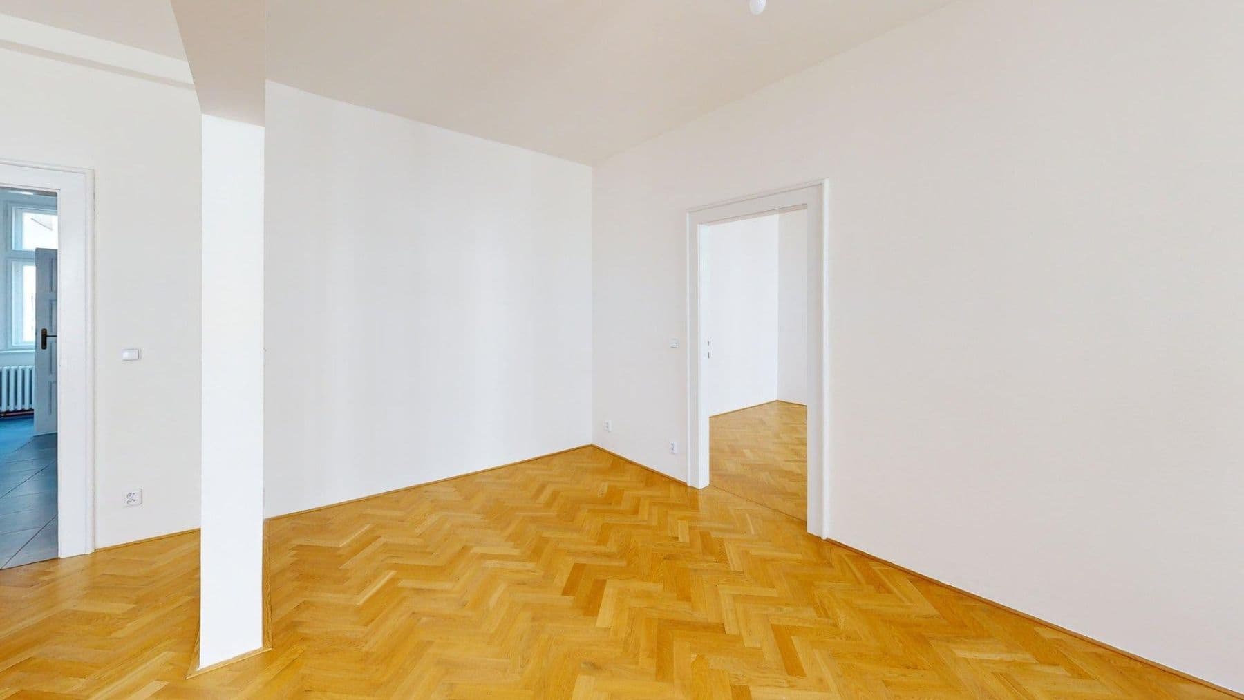 Prenájom bytu 3-izbový 142 m², Melantrichova, Praha, Praha Prenájom bytu 3-izbový 142 m², Melantrichova, Praha, Praha
