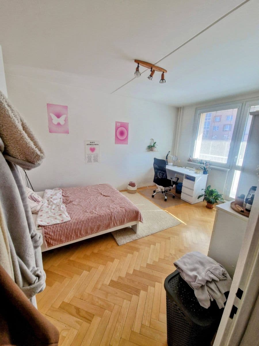 Prenájom bytu 1-izbový 34 m², Hraniční, Olomouc, Olomoucký kraj Prenájom bytu 1-izbový 34 m², Hraniční, Olomouc, Olomoucký kraj