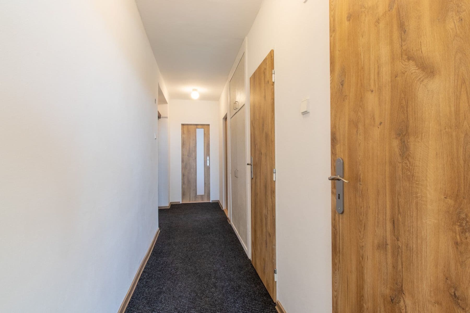 Prenájom bytu 3-izbový 64 m², Na Petřinách, Praha, Praha Prenájom bytu 3-izbový 64 m², Na Petřinách, Praha, Praha
