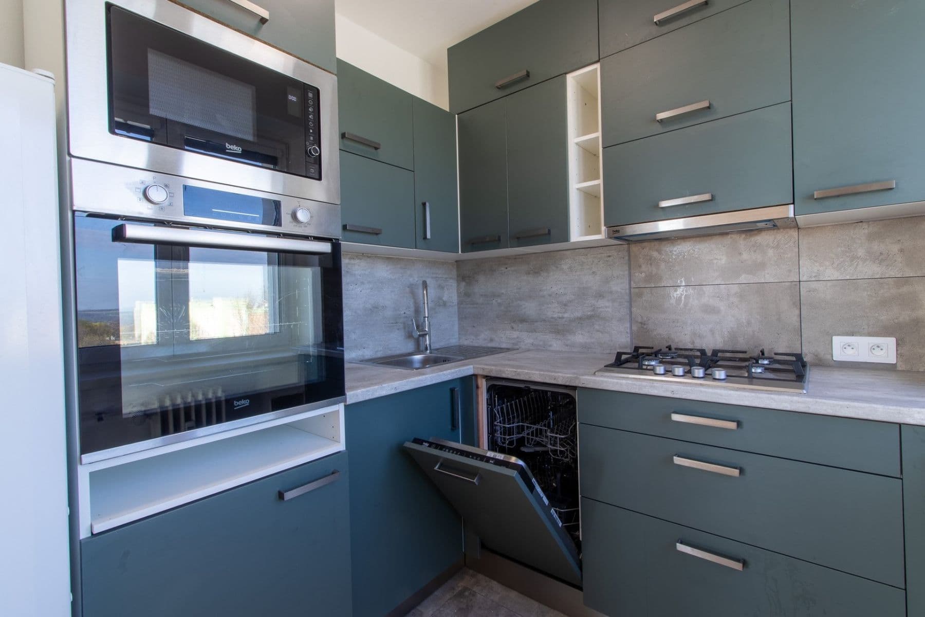 Prenájom bytu 3-izbový 64 m², Na Petřinách, Praha, Praha Prenájom bytu 3-izbový 64 m², Na Petřinách, Praha, Praha