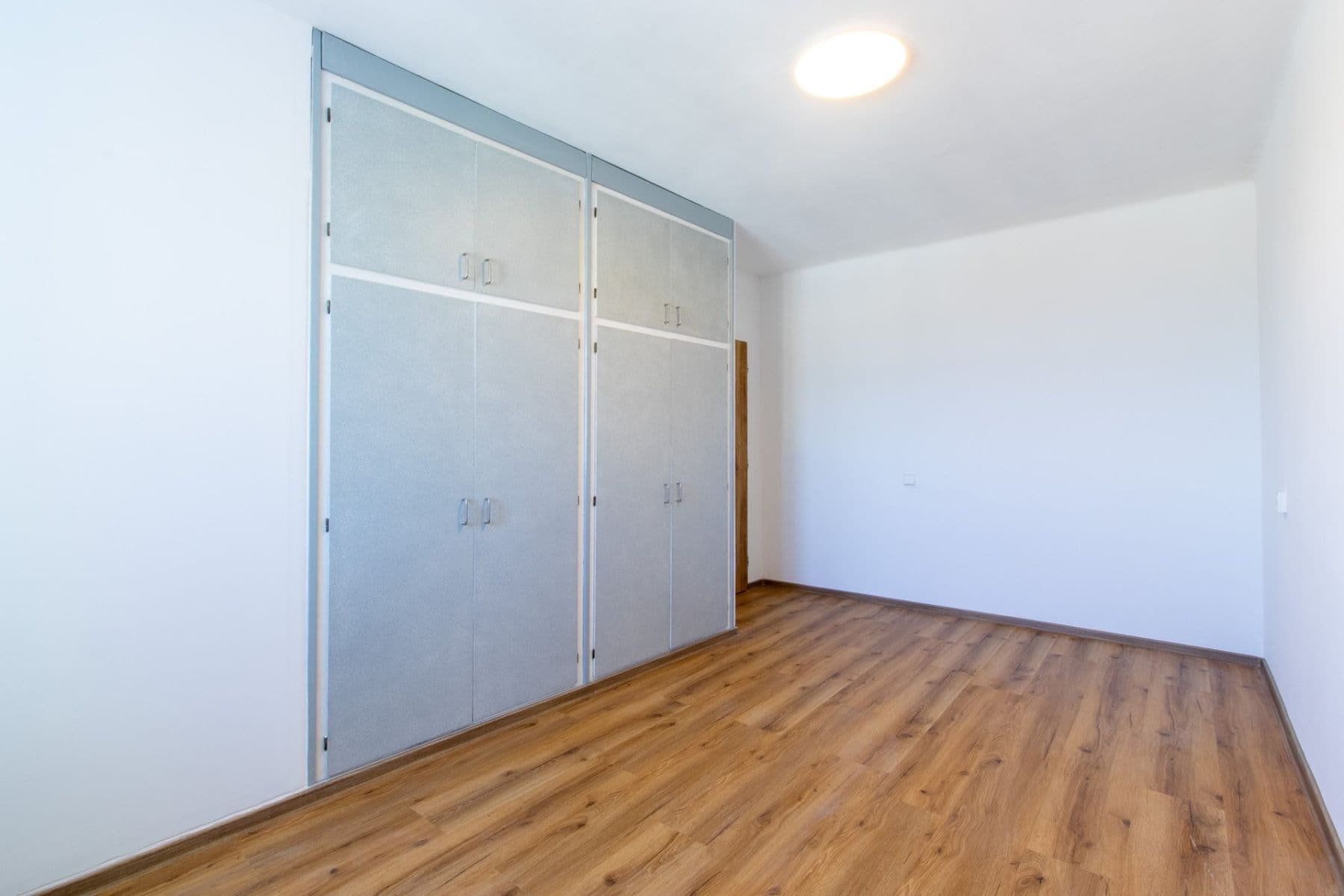 Prenájom bytu 3-izbový 64 m², Na Petřinách, Praha, Praha Prenájom bytu 3-izbový 64 m², Na Petřinách, Praha, Praha