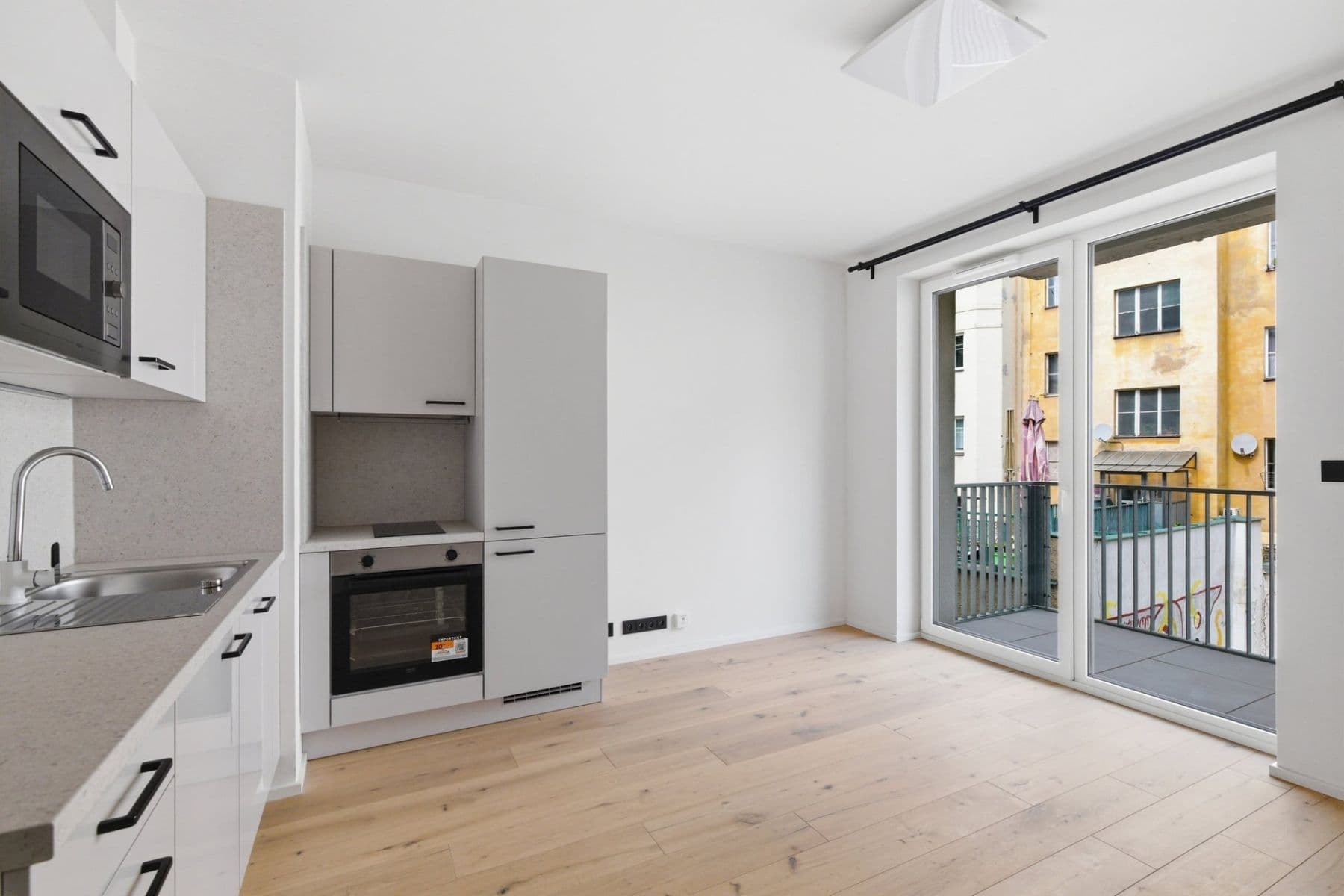 Prenájom bytu 1-izbový 23 m², Krymská, Praha, Praha Prenájom bytu 1-izbový 23 m², Krymská, Praha, Praha