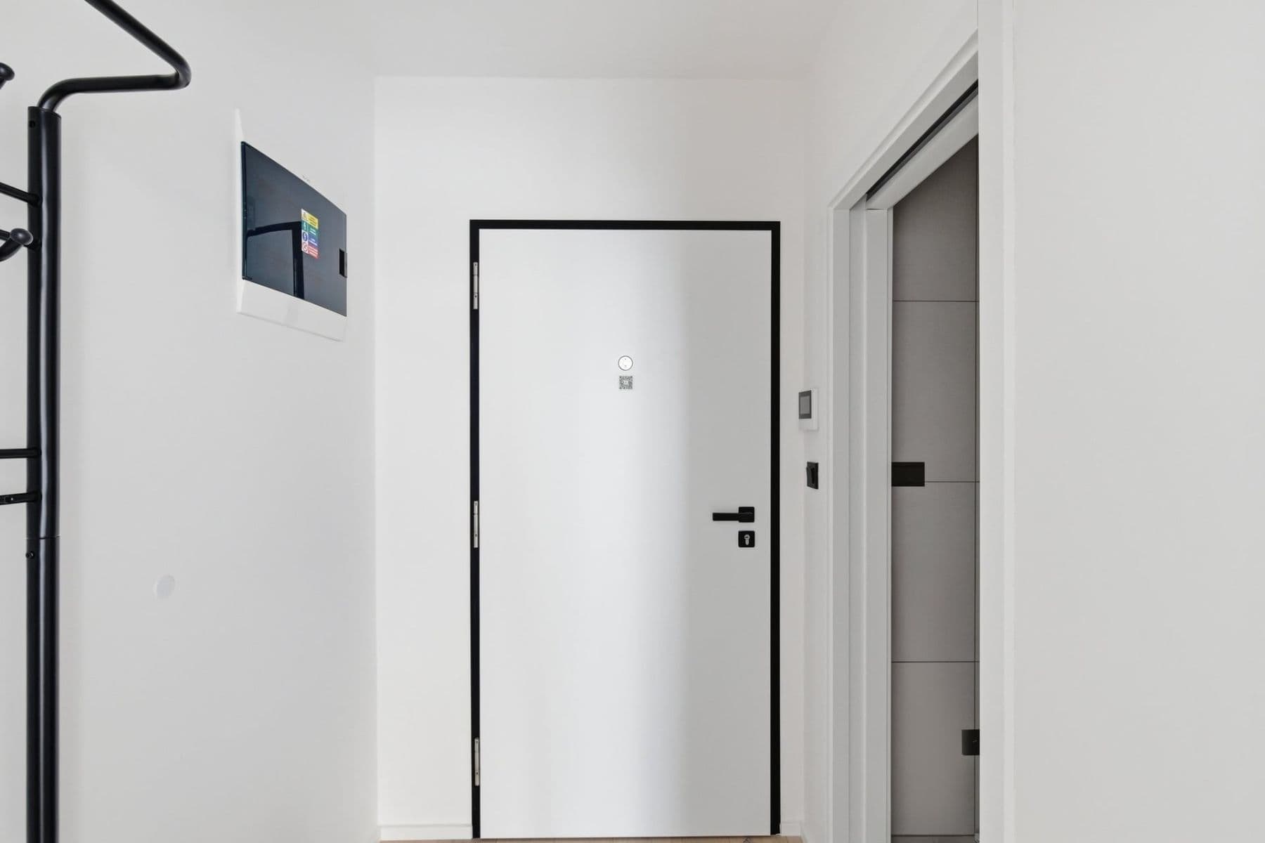 Prenájom bytu 1-izbový 23 m², Krymská, Praha, Praha Prenájom bytu 1-izbový 23 m², Krymská, Praha, Praha