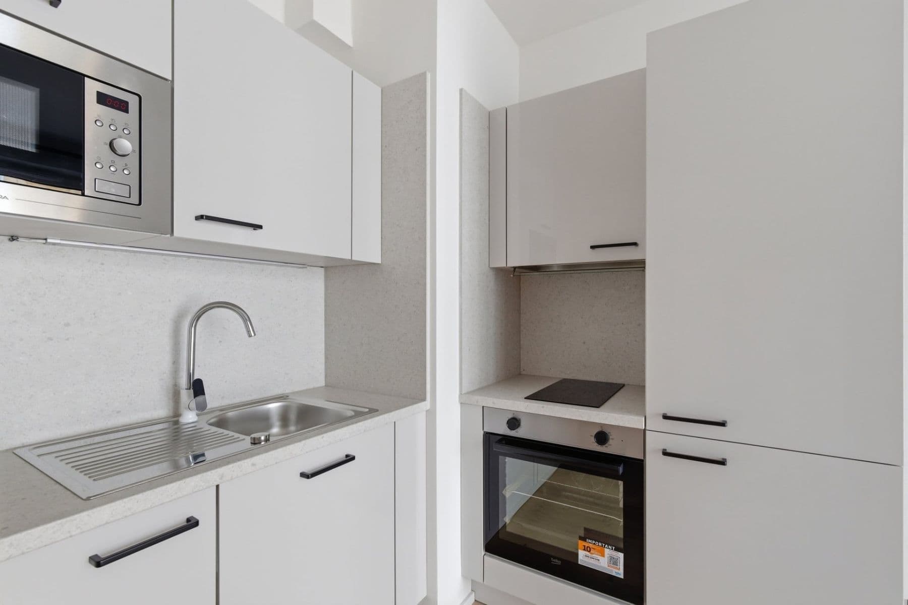 Prenájom bytu 1-izbový 23 m², Krymská, Praha, Praha Prenájom bytu 1-izbový 23 m², Krymská, Praha, Praha