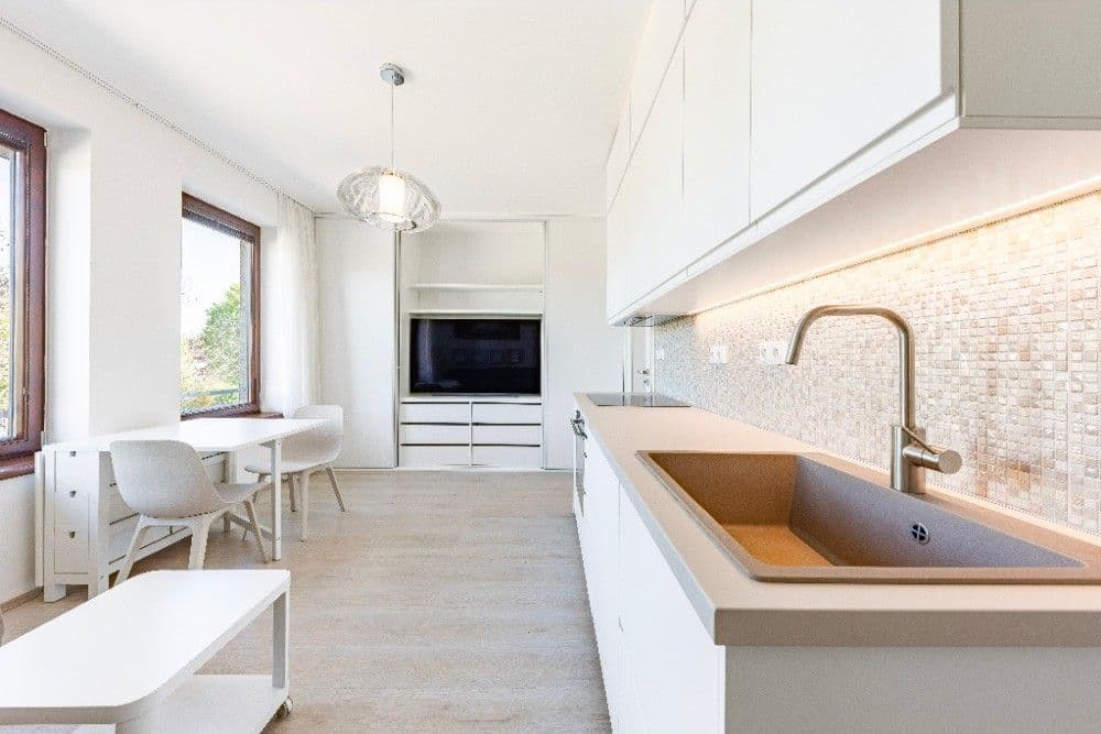 Predaj bytu 2-izbový 36 m², Dragounská, Praha, Praha Predaj bytu 2-izbový 36 m², Dragounská, Praha, Praha