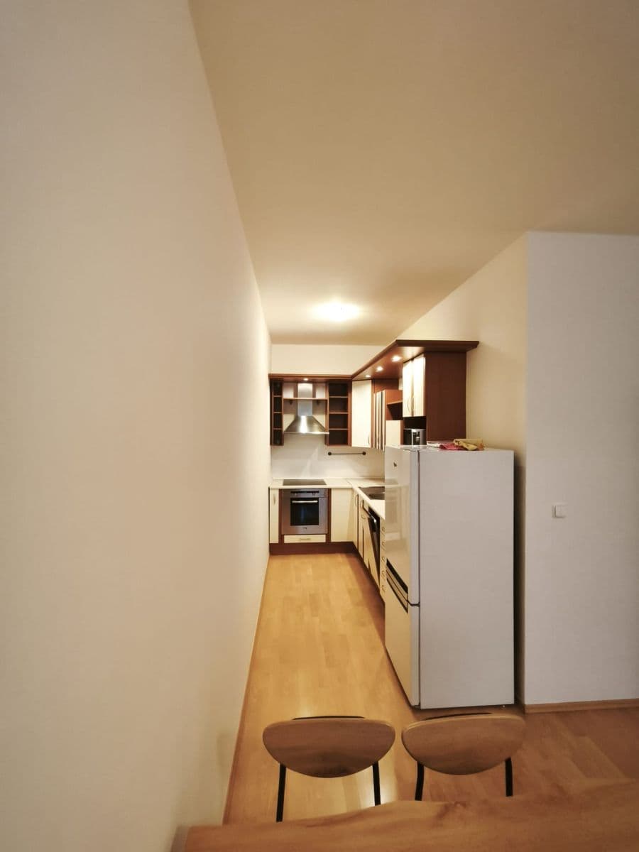 Prenájom bytu 2-izbový 49 m², Sokolovská, Čelákovice, Středočeský kraj Prenájom bytu 2-izbový 49 m², Sokolovská, Čelákovice, Středočeský kraj