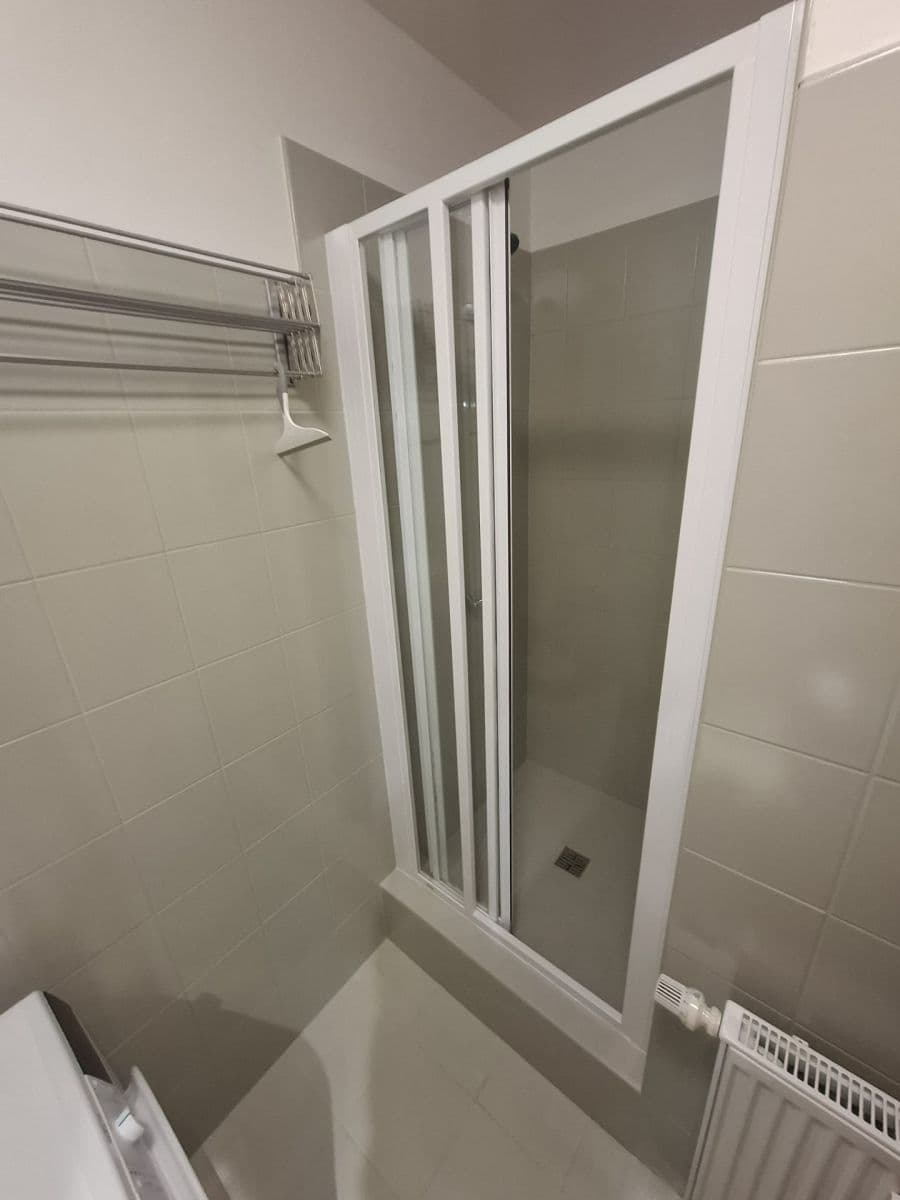 Prenájom bytu 2-izbový 49 m², Sokolovská, Čelákovice, Středočeský kraj Prenájom bytu 2-izbový 49 m², Sokolovská, Čelákovice, Středočeský kraj