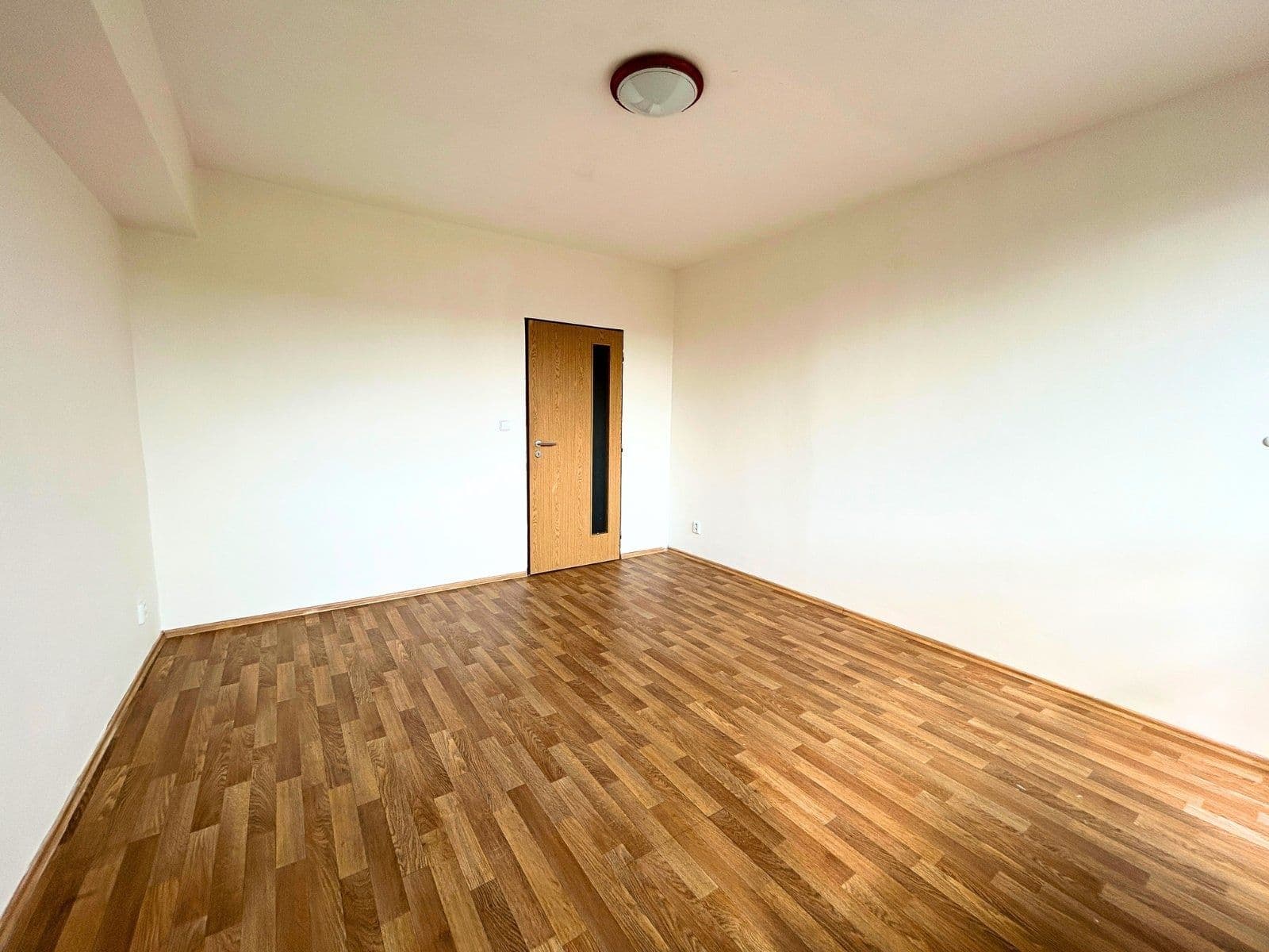 Prenájom bytu 3-izbový 71 m², 17. listopadu, Mladá Boleslav, Středočeský kraj Prenájom bytu 3-izbový 71 m², 17. listopadu, Mladá Boleslav, Středočeský kraj