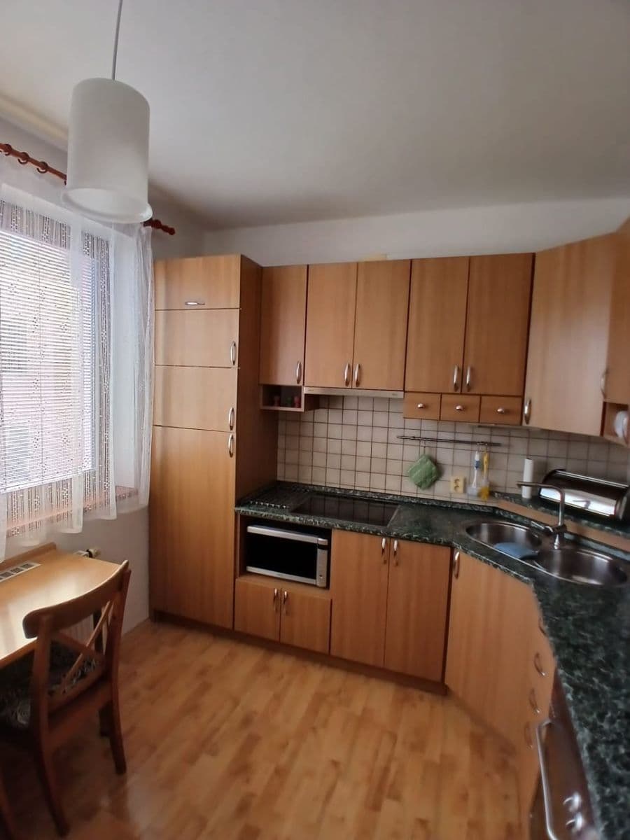 Prenájom bytu 1-izbový 32 m², Tůmy Přeloučského, Přelouč, Pardubický kraj Prenájom bytu 1-izbový 32 m², Tůmy Přeloučského, Přelouč, Pardubický kraj