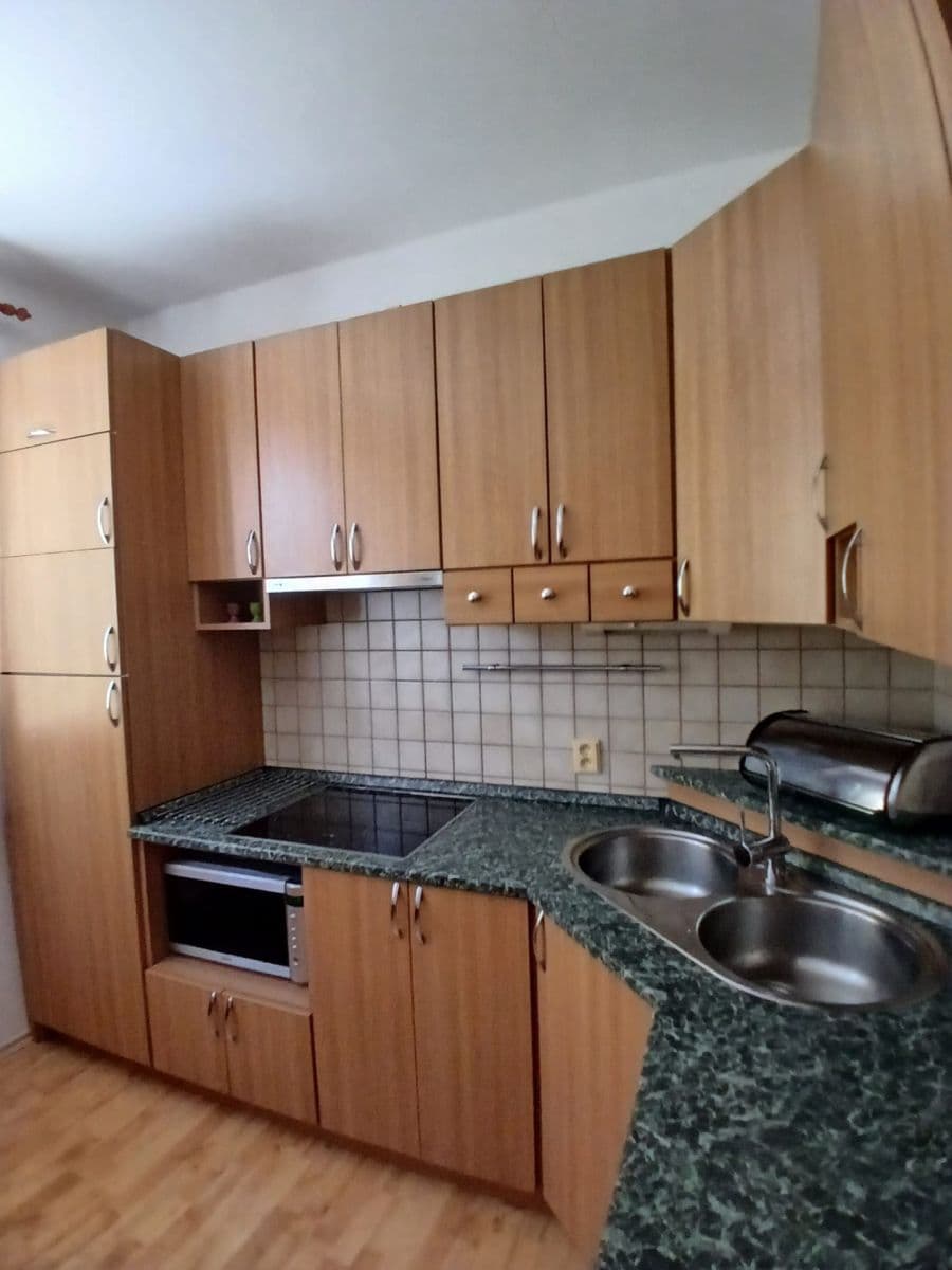 Prenájom bytu 1-izbový 32 m², Tůmy Přeloučského, Přelouč, Pardubický kraj Prenájom bytu 1-izbový 32 m², Tůmy Přeloučského, Přelouč, Pardubický kraj