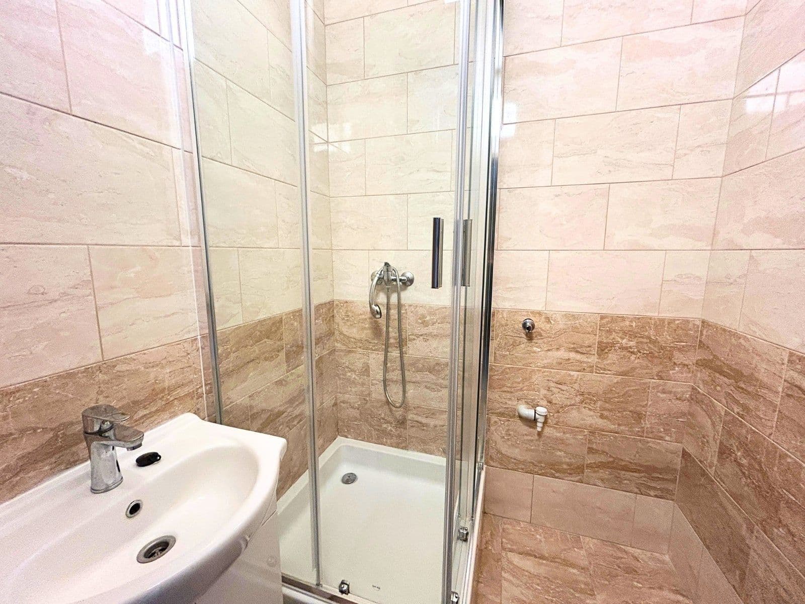 Prenájom bytu 2-izbový 52 m², Jílovská, Týnec nad Sázavou, Středočeský kraj Prenájom bytu 2-izbový 52 m², Jílovská, Týnec nad Sázavou, Středočeský kraj