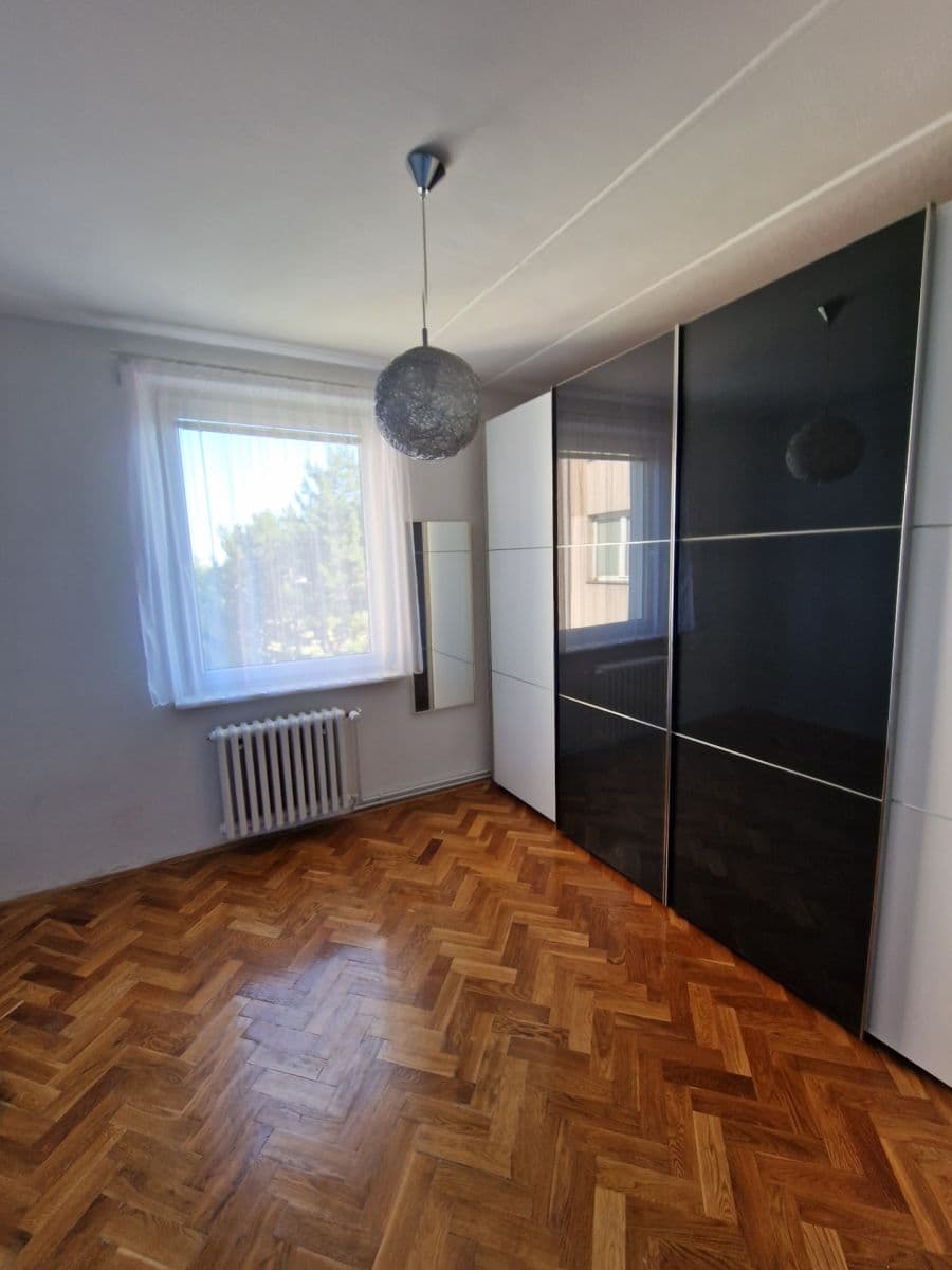 Prenájom bytu 3-izbový 74 m², Náves Svobody, Olomouc, Olomoucký kraj Prenájom bytu 3-izbový 74 m², Náves Svobody, Olomouc, Olomoucký kraj