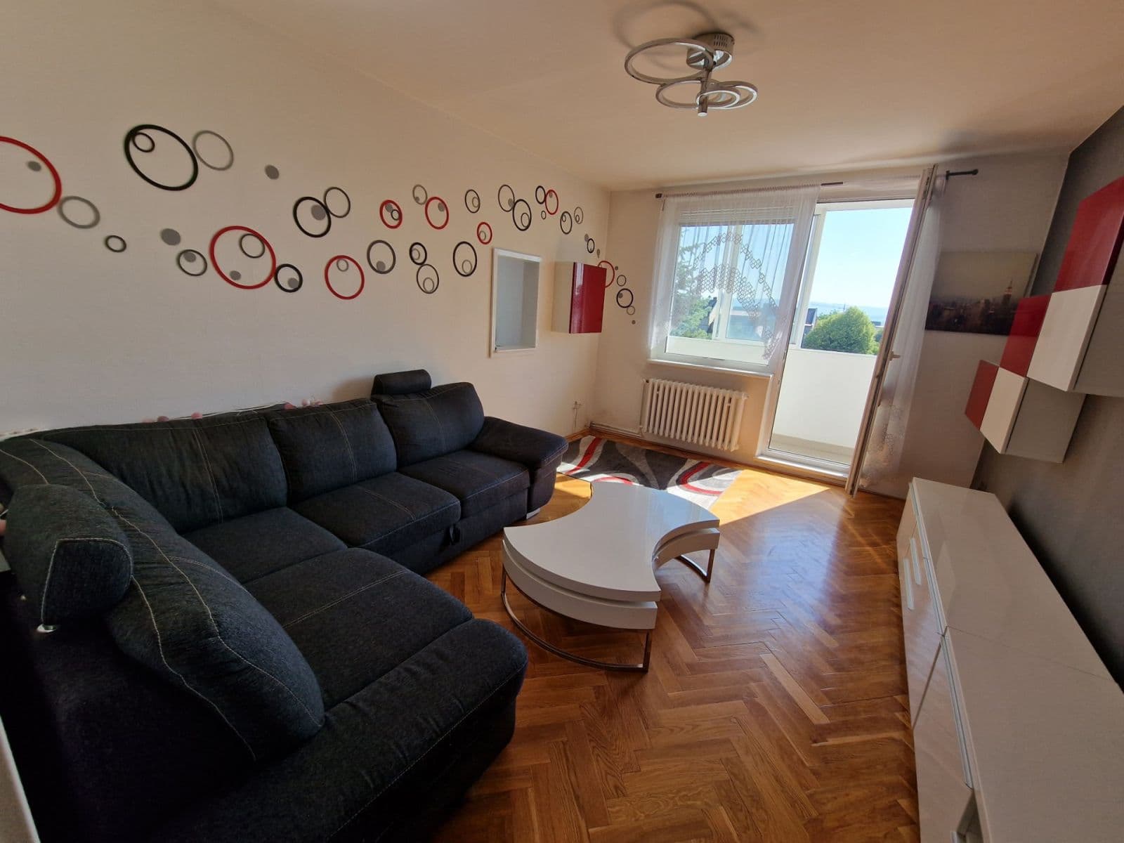 Prenájom bytu 3-izbový 74 m², Náves Svobody, Olomouc, Olomoucký kraj Prenájom bytu 3-izbový 74 m², Náves Svobody, Olomouc, Olomoucký kraj