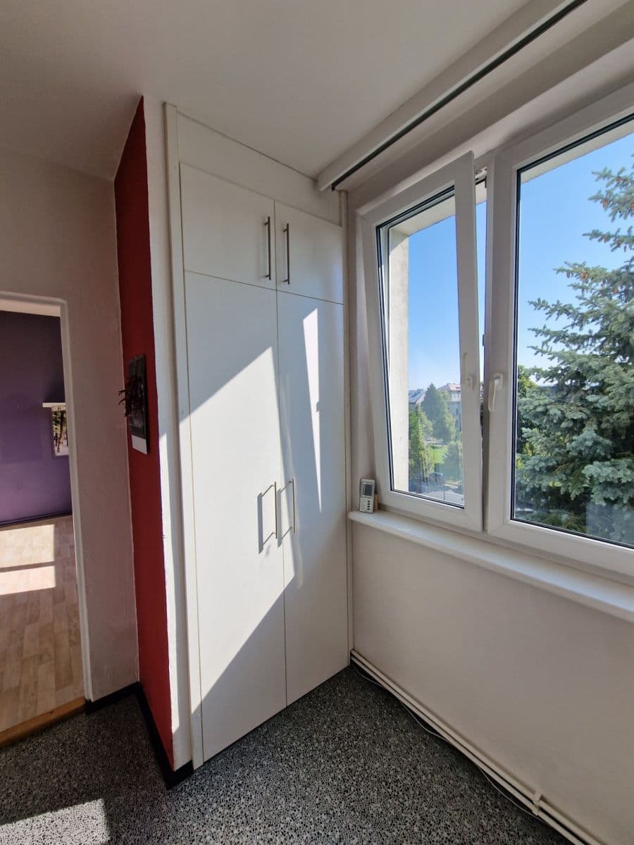 Prenájom bytu 3-izbový 74 m², Náves Svobody, Olomouc, Olomoucký kraj Prenájom bytu 3-izbový 74 m², Náves Svobody, Olomouc, Olomoucký kraj