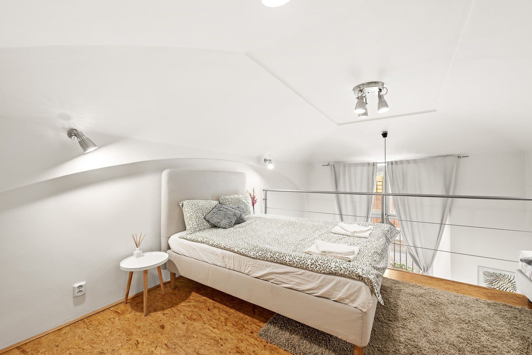 Predaj bytu 2-izbový 45 m², Na Valentince, Praha, Praha Predaj bytu 2-izbový 45 m², Na Valentince, Praha, Praha