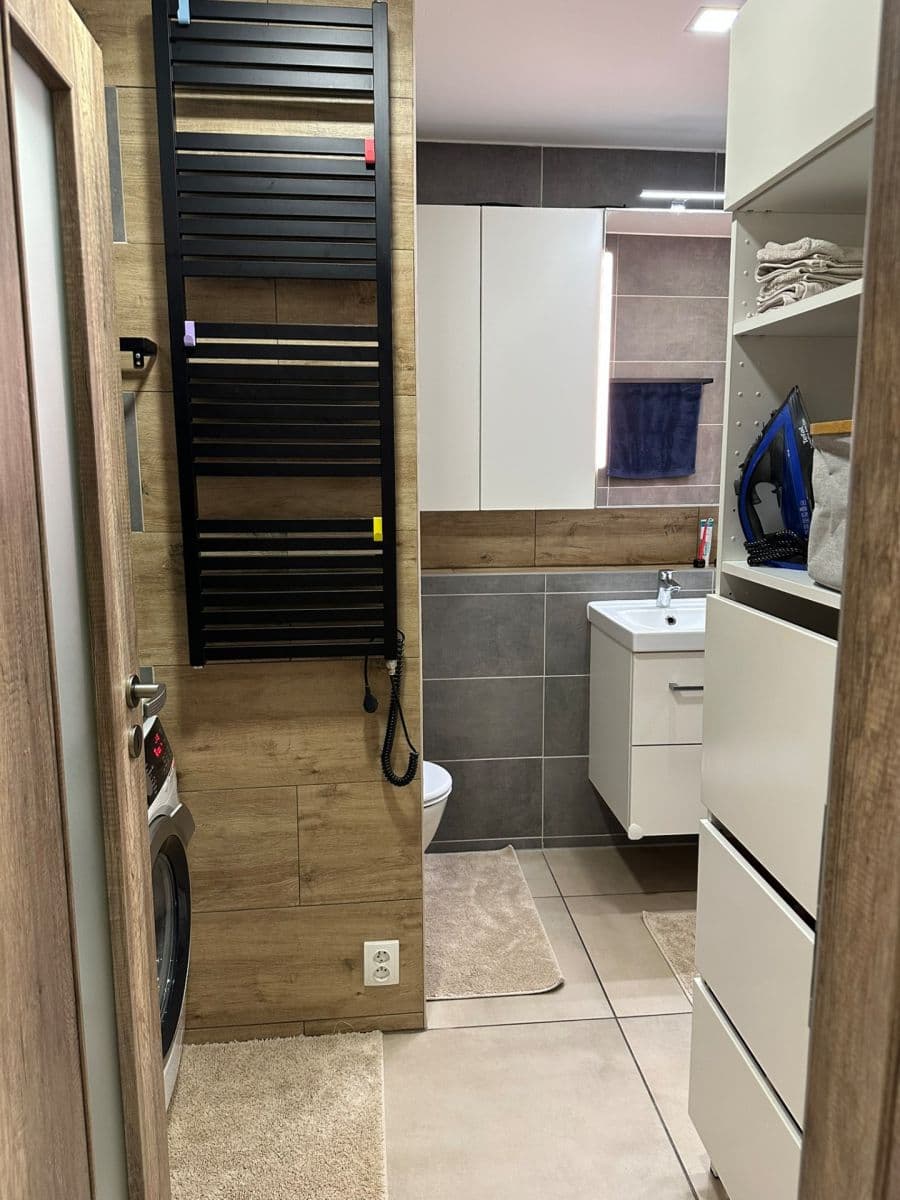 Predaj bytu 2-izbový 50 m², Veronské náměstí, Praha, Praha Predaj bytu 2-izbový 50 m², Veronské náměstí, Praha, Praha