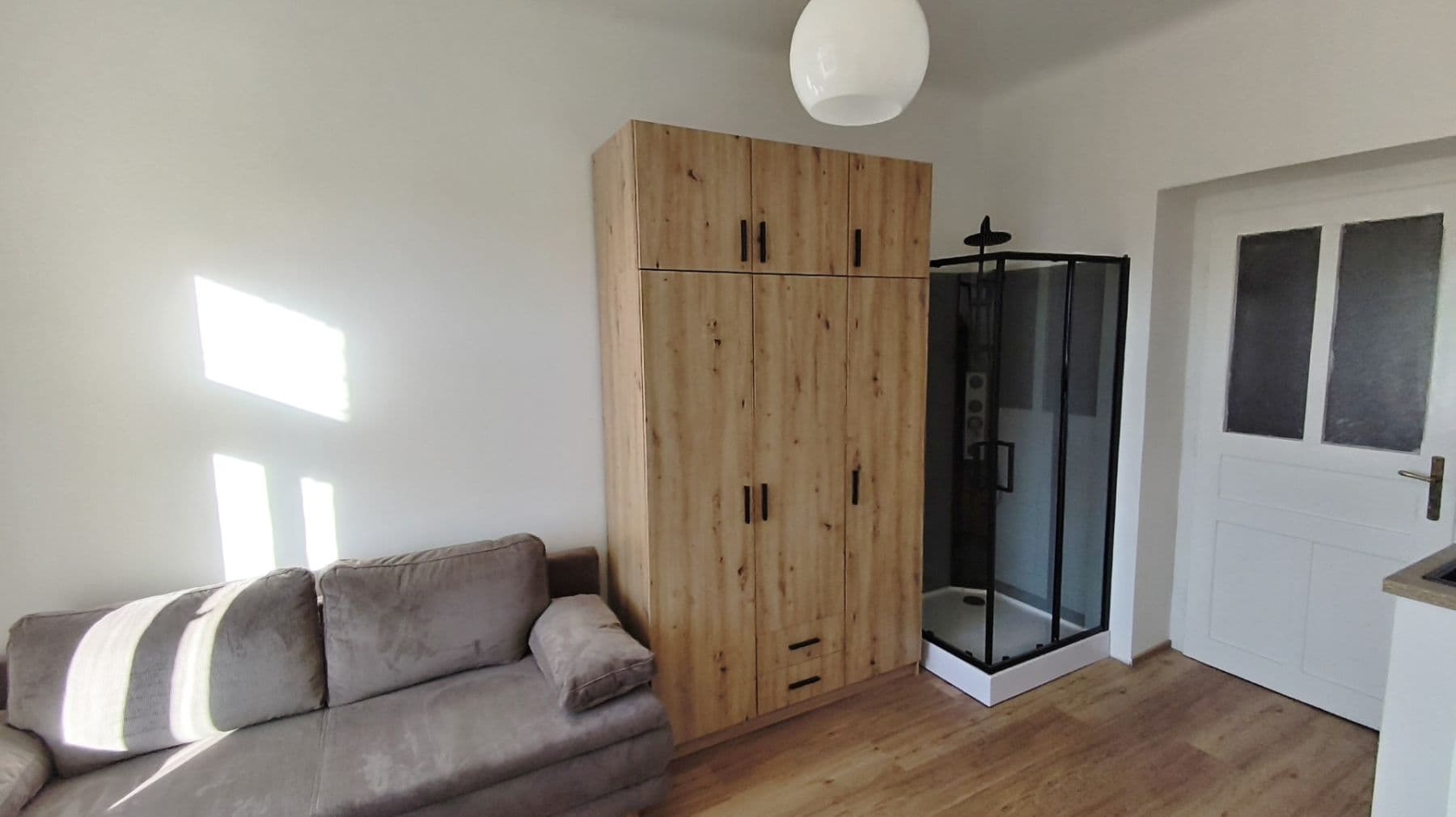 Prenájom bytu 1-izbový 18 m², Závěrka, Praha, Praha Prenájom bytu 1-izbový 18 m², Závěrka, Praha, Praha