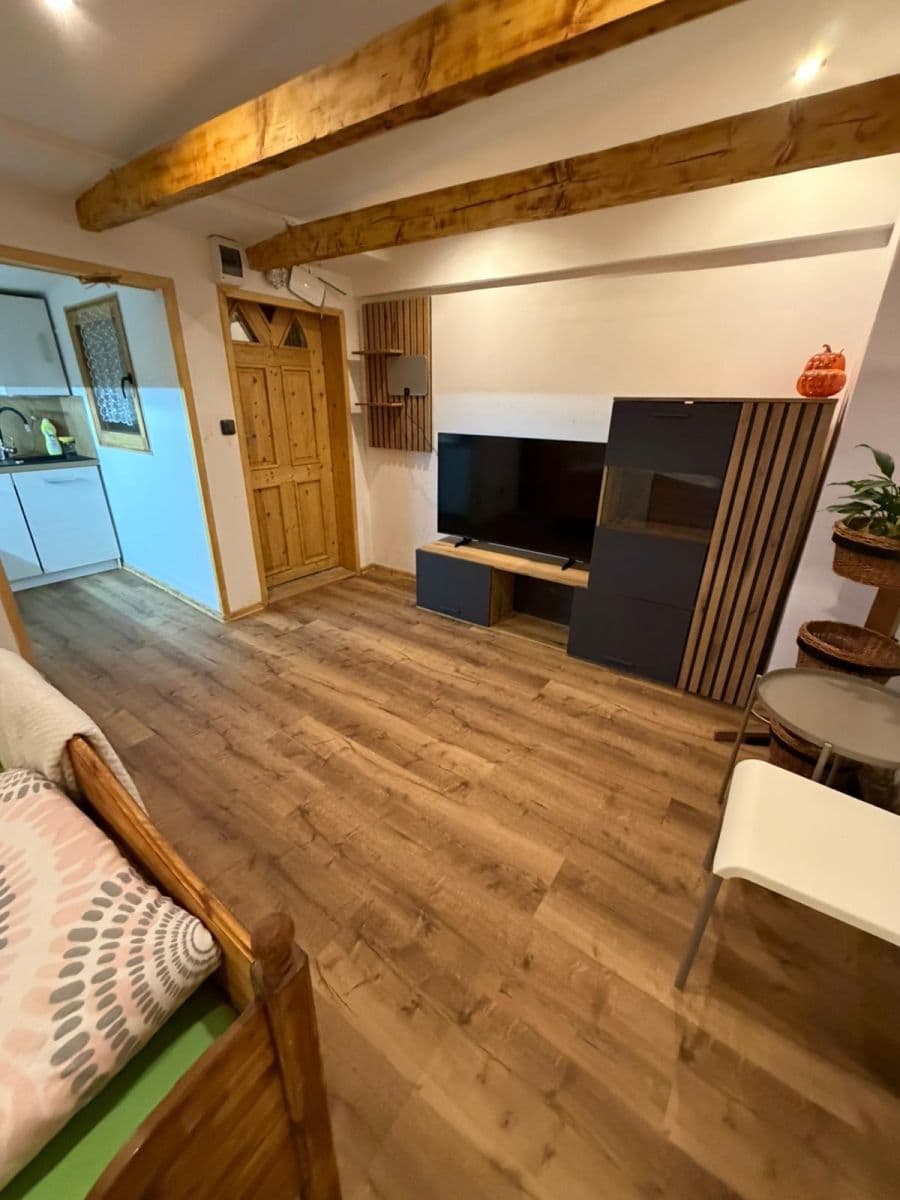 Prenájom bytu Garsoniéra 28 m², K Hájovně, Praha, Praha Prenájom bytu Garsoniéra 28 m², K Hájovně, Praha, Praha