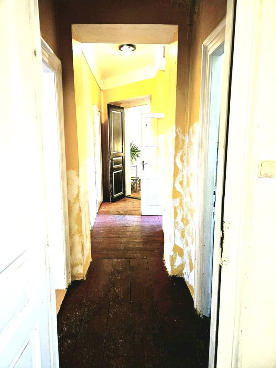 Prenájom bytu 3-izbový 90 m², Krásova, Praha, Praha Prenájom bytu 3-izbový 90 m², Krásova, Praha, Praha