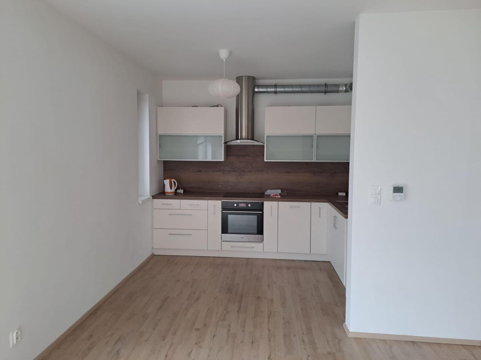 Prenájom bytu 2-izbový 60 m², Plavínová, Říčany, Středočeský kraj Prenájom bytu 2-izbový 60 m², Plavínová, Říčany, Středočeský kraj