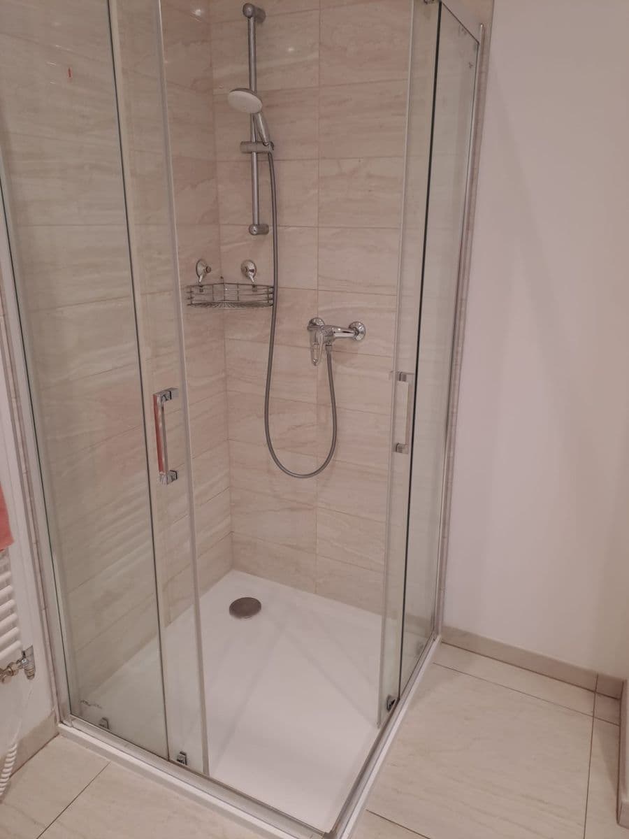 Prenájom bytu 2-izbový 60 m², Plavínová, Říčany, Středočeský kraj Prenájom bytu 2-izbový 60 m², Plavínová, Říčany, Středočeský kraj