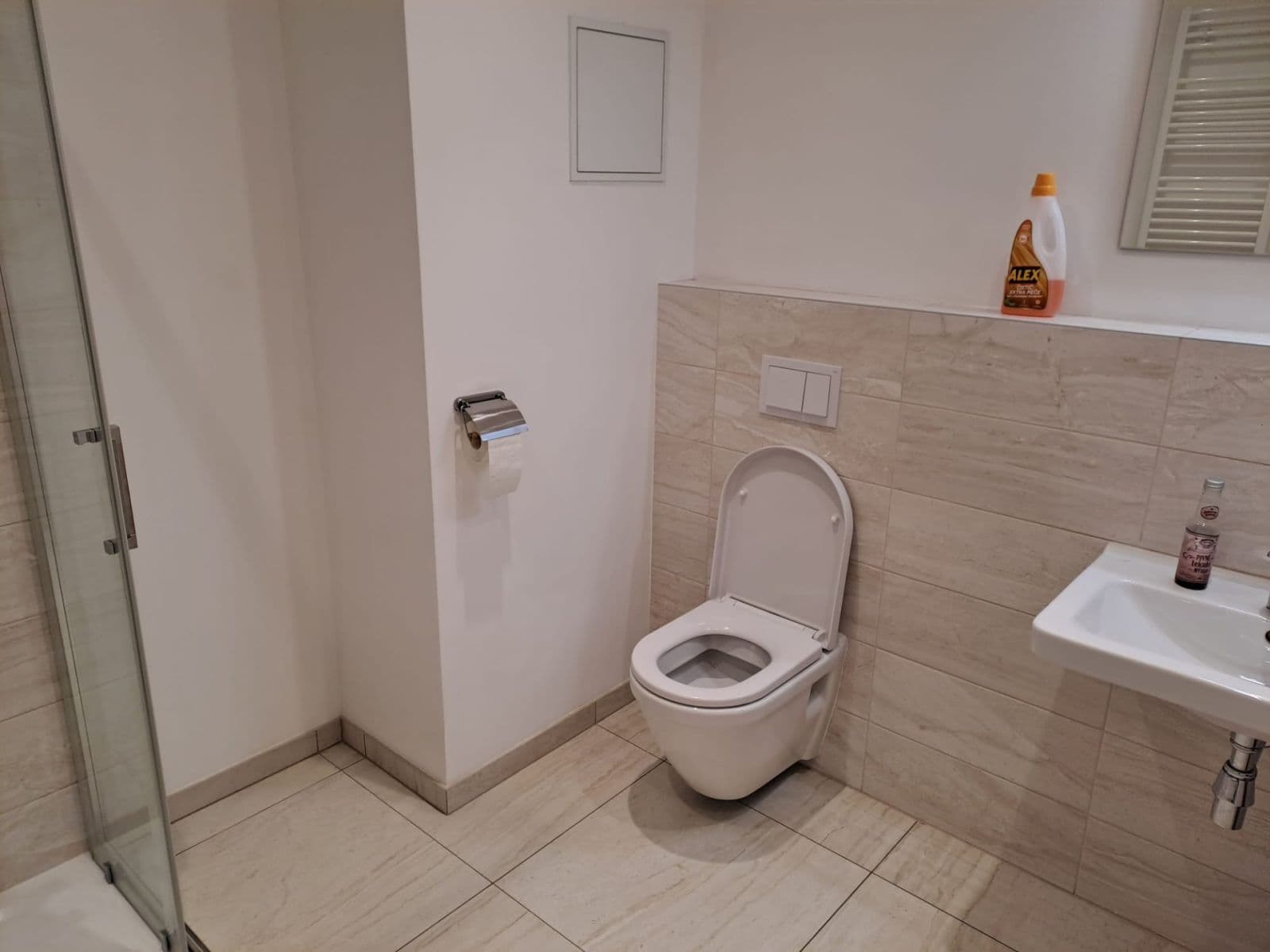 Prenájom bytu 2-izbový 60 m², Plavínová, Říčany, Středočeský kraj Prenájom bytu 2-izbový 60 m², Plavínová, Říčany, Středočeský kraj