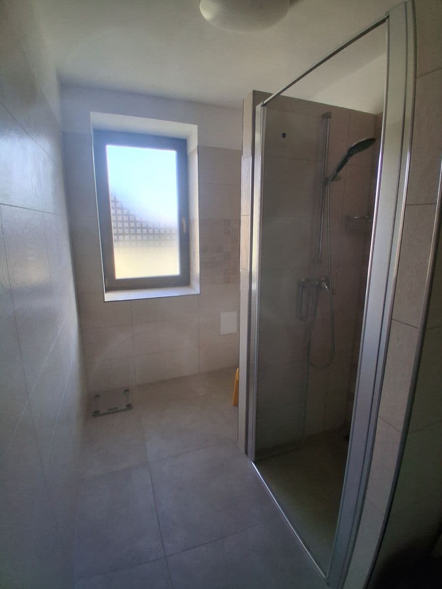 Prenájom bytu 3-izbový 100 m², Chudčice, Jihomoravský kraj Prenájom bytu 3-izbový 100 m², Chudčice, Jihomoravský kraj