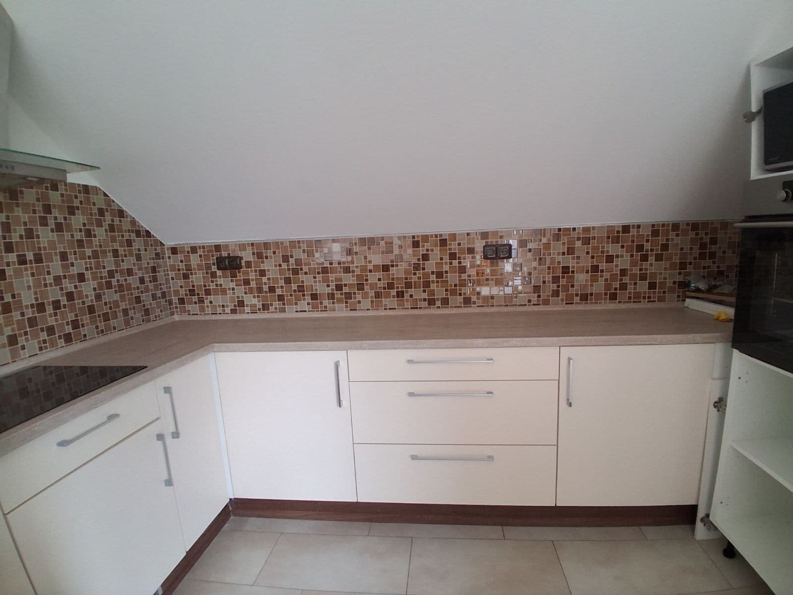 Prenájom bytu 3-izbový 100 m², Chudčice, Jihomoravský kraj Prenájom bytu 3-izbový 100 m², Chudčice, Jihomoravský kraj