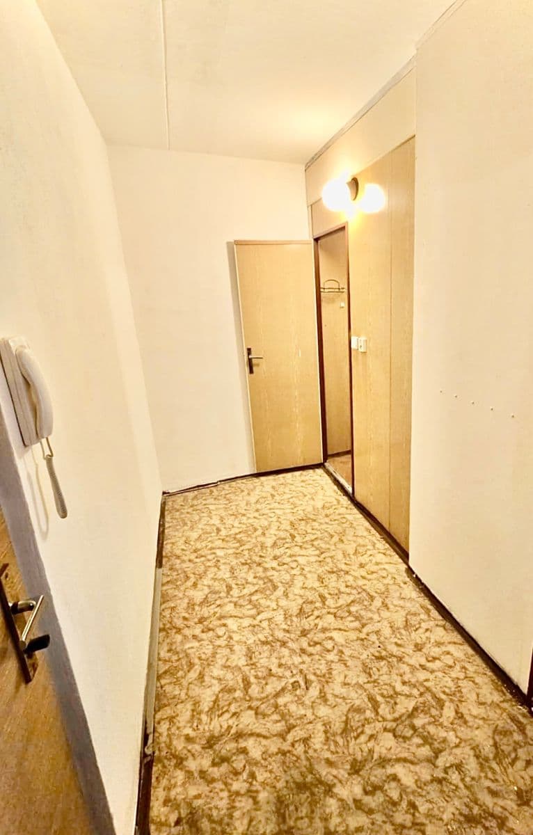 Predaj bytu 1-izbový 30 m², Okružní, Jihlava, Kraj Vysočina Predaj bytu 1-izbový 30 m², Okružní, Jihlava, Kraj Vysočina