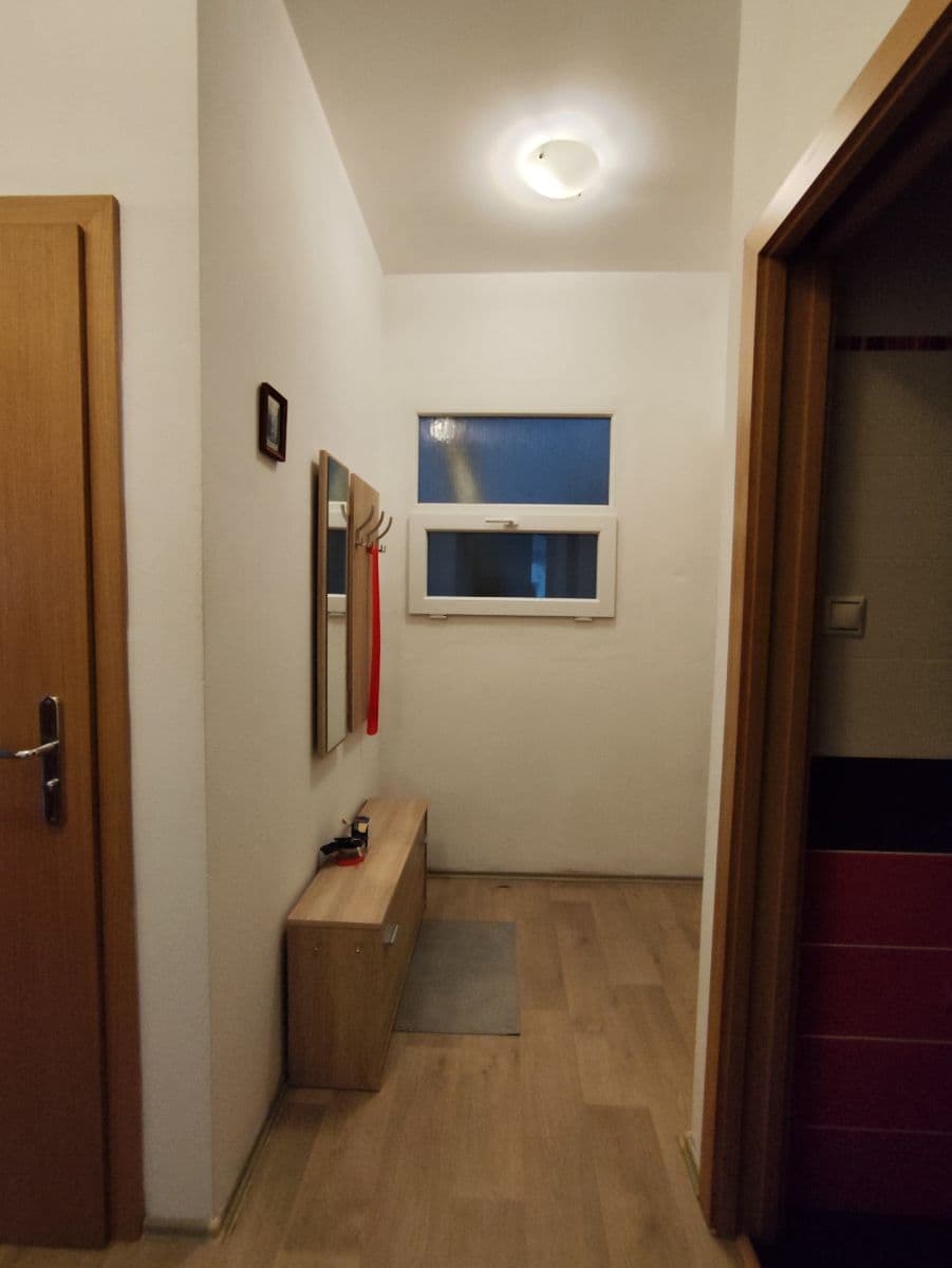 Prenájom bytu 2-izbový 41 m², Stupkova, Praha, Praha Prenájom bytu 2-izbový 41 m², Stupkova, Praha, Praha