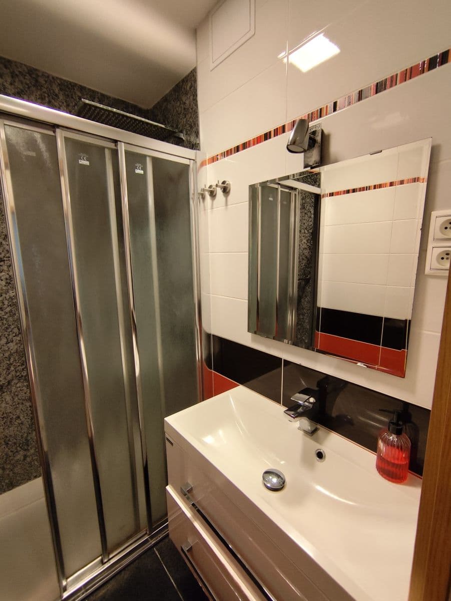 Prenájom bytu 2-izbový 41 m², Stupkova, Praha, Praha Prenájom bytu 2-izbový 41 m², Stupkova, Praha, Praha