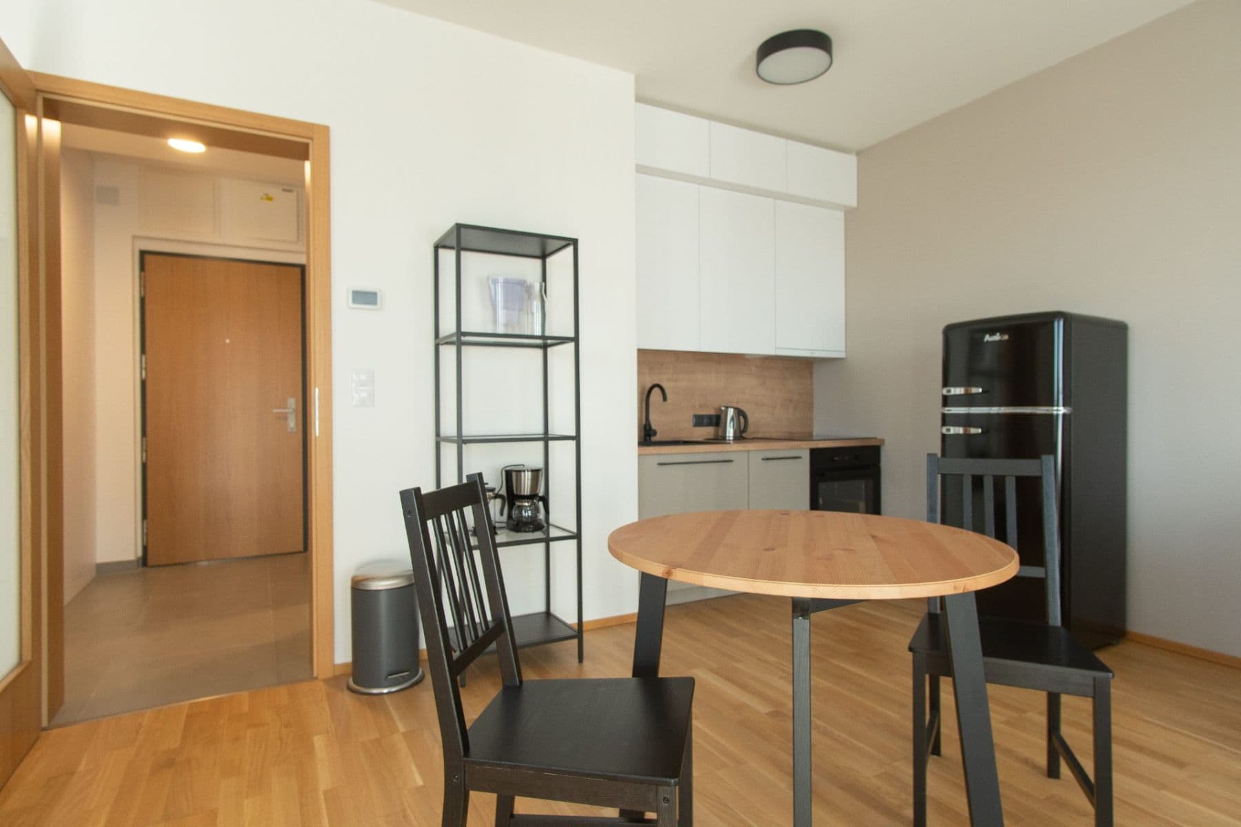 Prenájom bytu 1-izbový 42 m², Argentinská, Praha, Praha Prenájom bytu 1-izbový 42 m², Argentinská, Praha, Praha