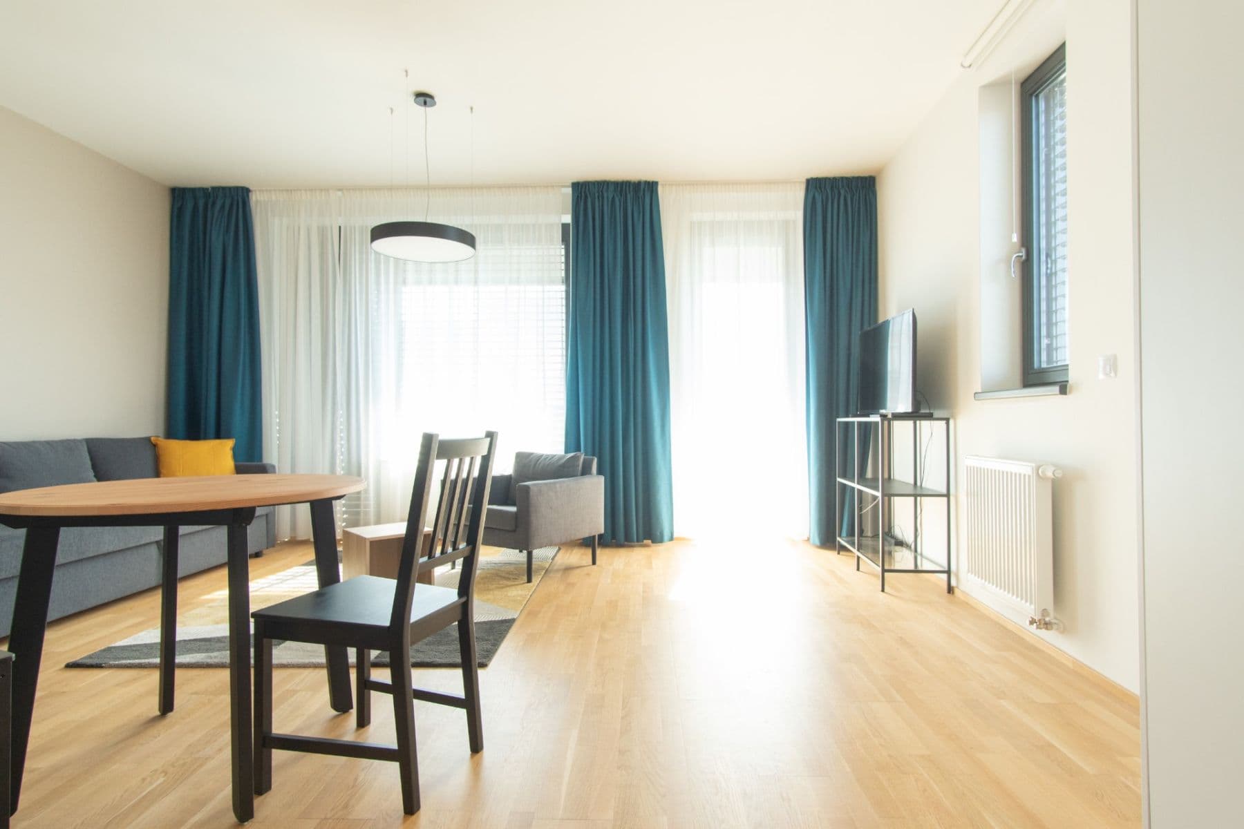 Prenájom bytu 1-izbový 42 m², Argentinská, Praha, Praha Prenájom bytu 1-izbový 42 m², Argentinská, Praha, Praha