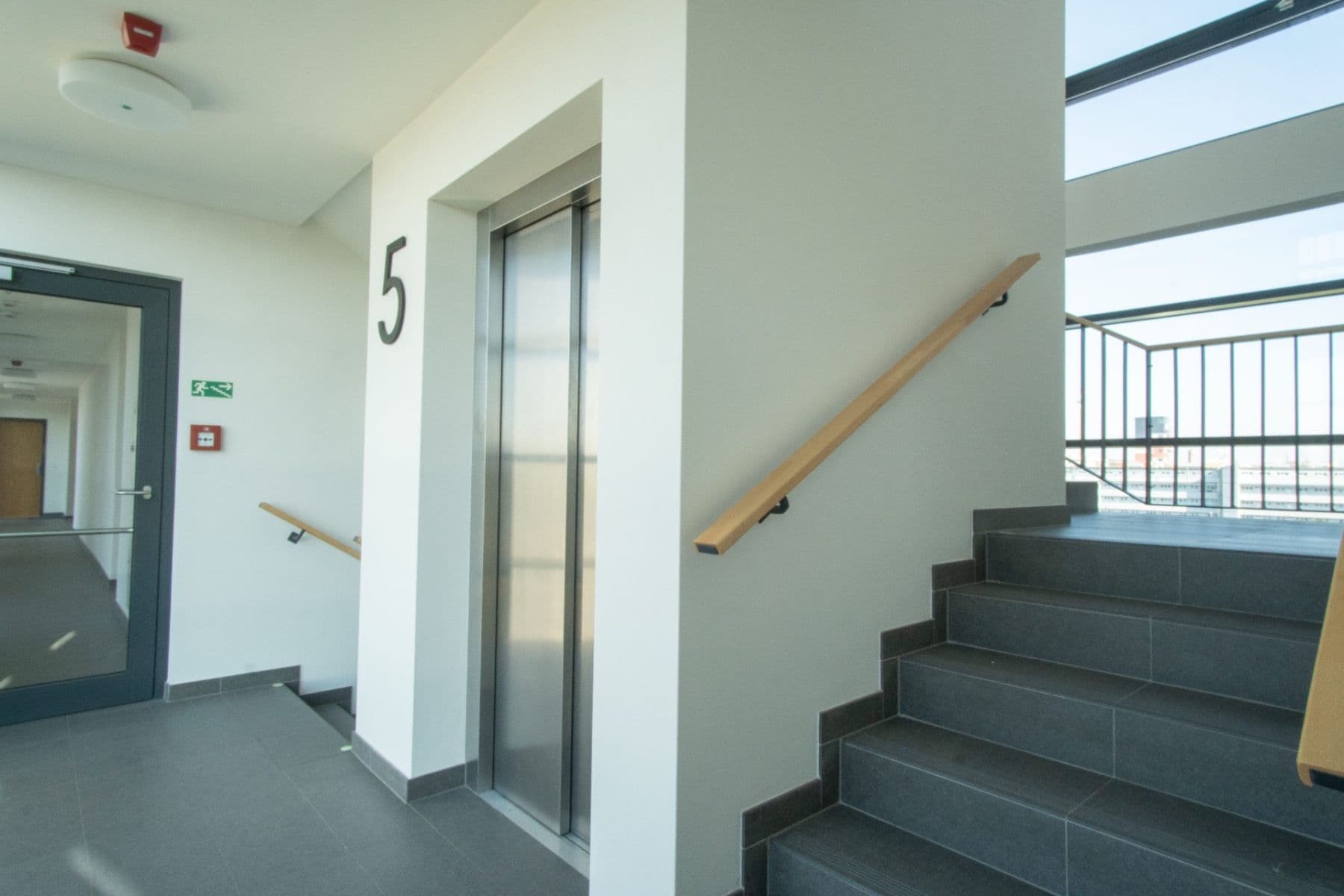 Prenájom bytu 1-izbový 42 m², Argentinská, Praha, Praha Prenájom bytu 1-izbový 42 m², Argentinská, Praha, Praha