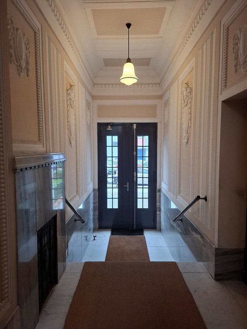 Predaj bytu 6-izbový 159 m², Berlin, Berlín Predaj bytu 6-izbový 159 m², Berlin, Berlín