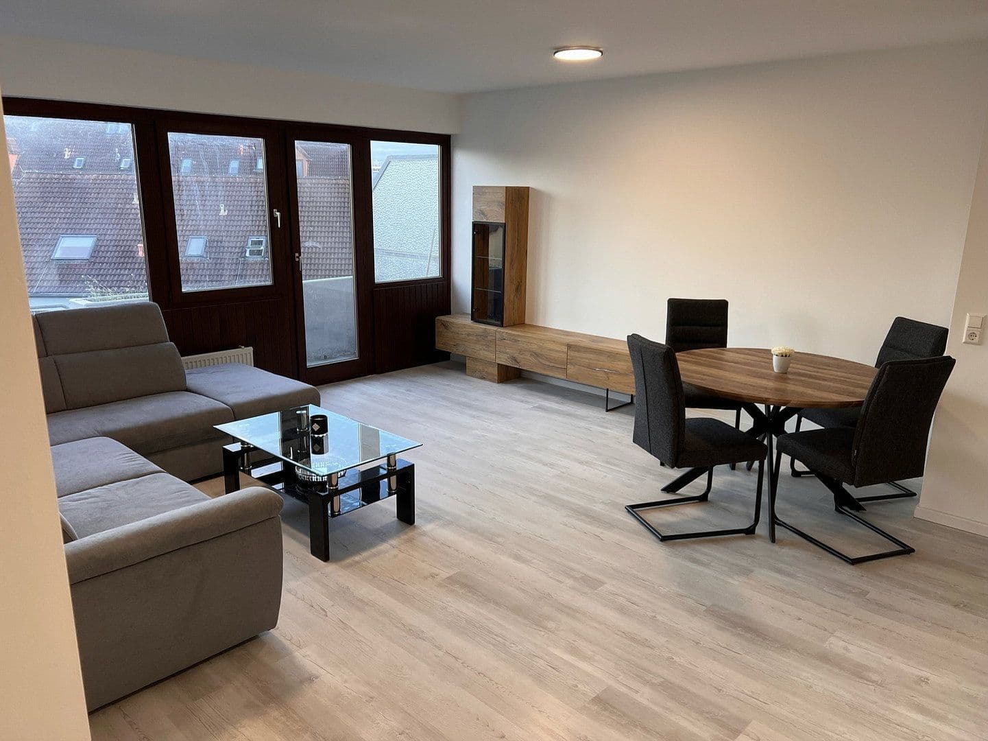 Prenájom bytu 2-izbový 54 m², Haeberlinstrasse 8, Stuttgart-Vaihingen, Bádensko-Wurttembersko Prenájom bytu 2-izbový 54 m², Haeberlinstrasse 8, Stuttgart-Vaihingen, Bádensko-Wurttembersko