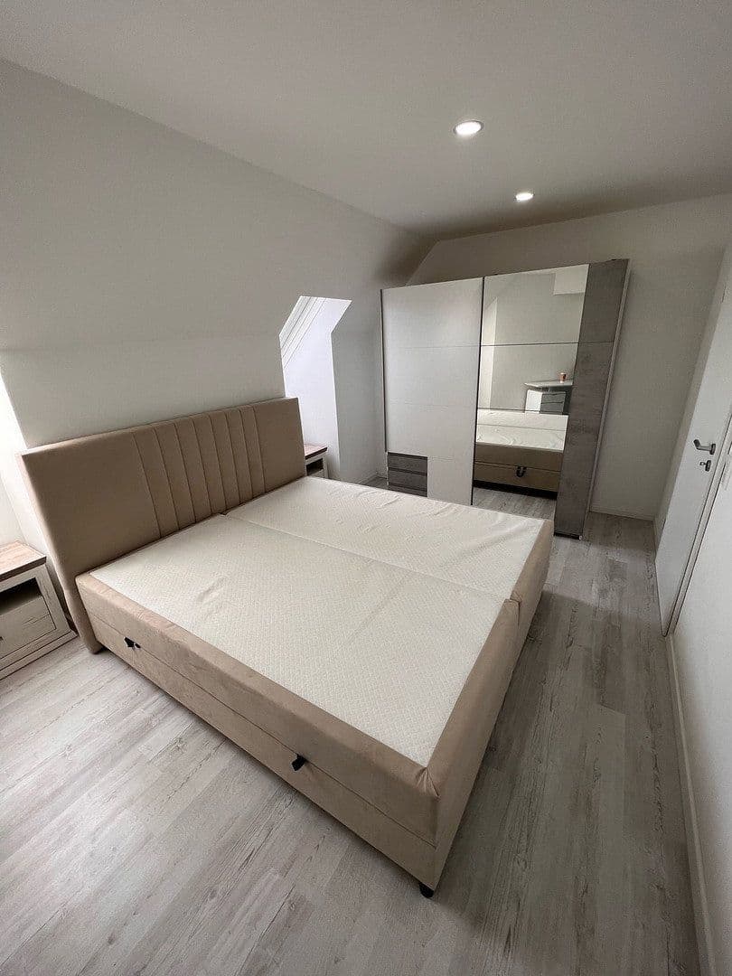 Prenájom bytu 2-izbový 54 m², Haeberlinstrasse 8, Stuttgart-Vaihingen, Bádensko-Wurttembersko Prenájom bytu 2-izbový 54 m², Haeberlinstrasse 8, Stuttgart-Vaihingen, Bádensko-Wurttembersko