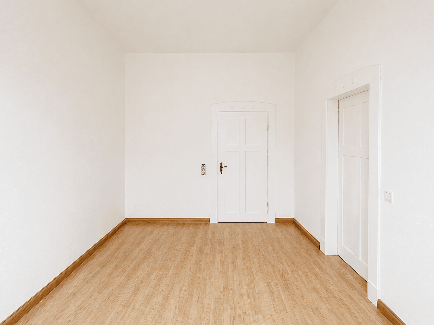 Prenájom bytu 5-izbový 139 m², Veitshöchheimerstraße 16, Würzburg, Bavorsko Prenájom bytu 5-izbový 139 m², Veitshöchheimerstraße 16, Würzburg, Bavorsko