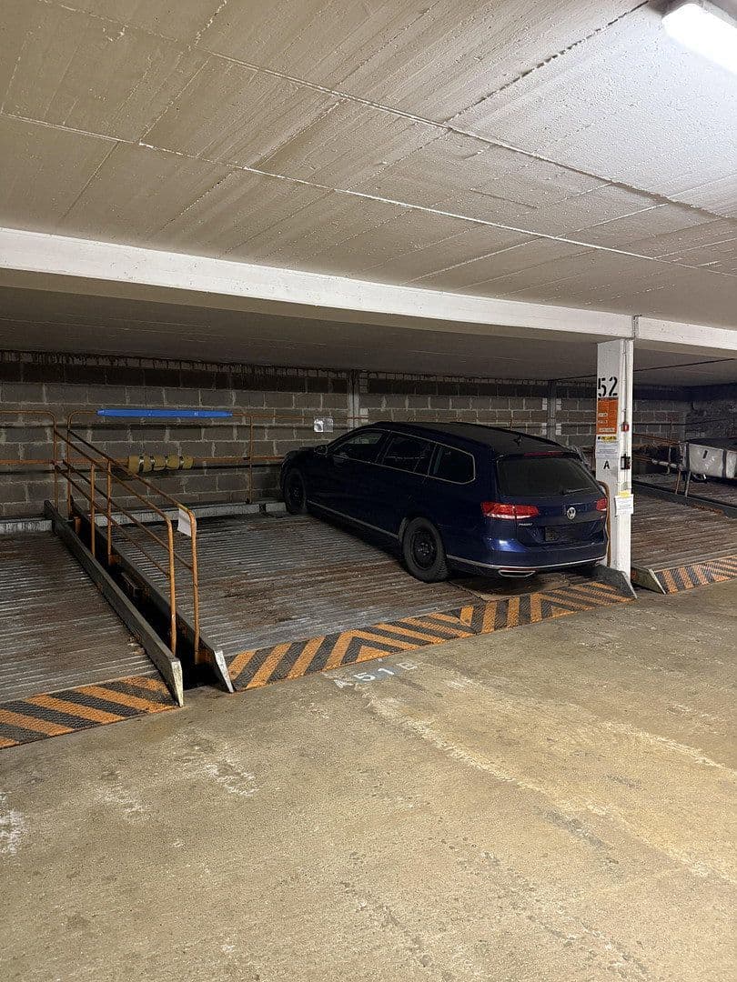 Prenájom garáže, S6, 12, Mannheim, Bádensko-Wurttembersko Prenájom garáže, S6, 12, Mannheim, Bádensko-Wurttembersko