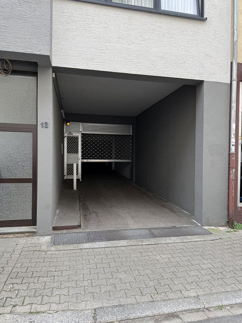 Prenájom garáže, S6, 12, Mannheim, Bádensko-Wurttembersko Prenájom garáže, S6, 12, Mannheim, Bádensko-Wurttembersko