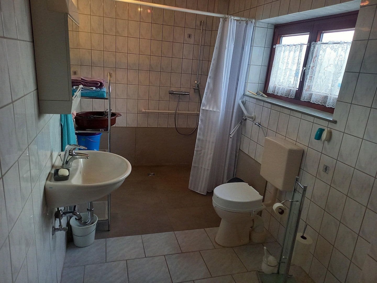 Predaj domu 166 m², pozemek 590 m², Neustadt/ Westerwald, Porýnie-Falcko Predaj domu 166 m², pozemek 590 m², Neustadt/ Westerwald, Porýnie-Falcko