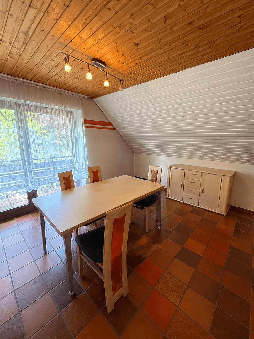 Prenájom bytu 3-izbový 80 m², Dr.-Schultz-Str. 2D, Frechen, Severné Porýnie - Westfálsko Prenájom bytu 3-izbový 80 m², Dr.-Schultz-Str. 2D, Frechen, Severné Porýnie - Westfálsko