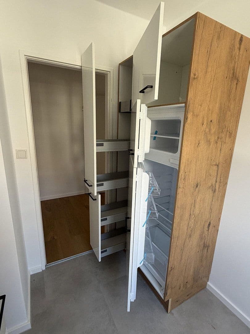 Prenájom bytu 3-izbový 78 m², Altmühlstraße, München, Bavorsko Prenájom bytu 3-izbový 78 m², Altmühlstraße, München, Bavorsko